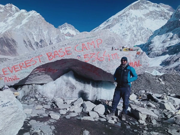 Camp de Base de l’Everest via Salleri
